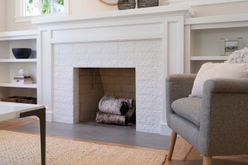 The Benefits of Using Slatted Wood on Your Fireplace Design